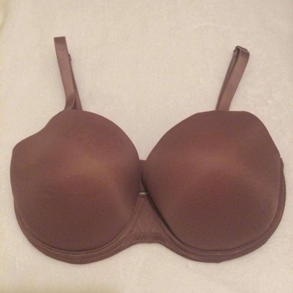 VS PINK Wear Everywhere Cocoa Underwire Bra